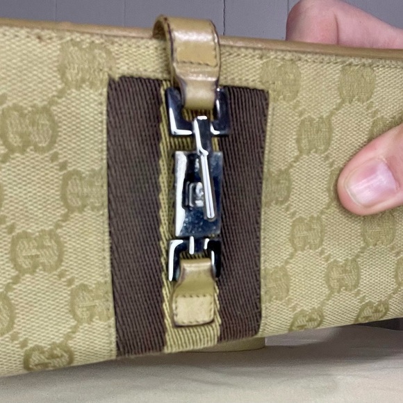 Gucci Beige and Brown Clutch - Picture 3 of 14